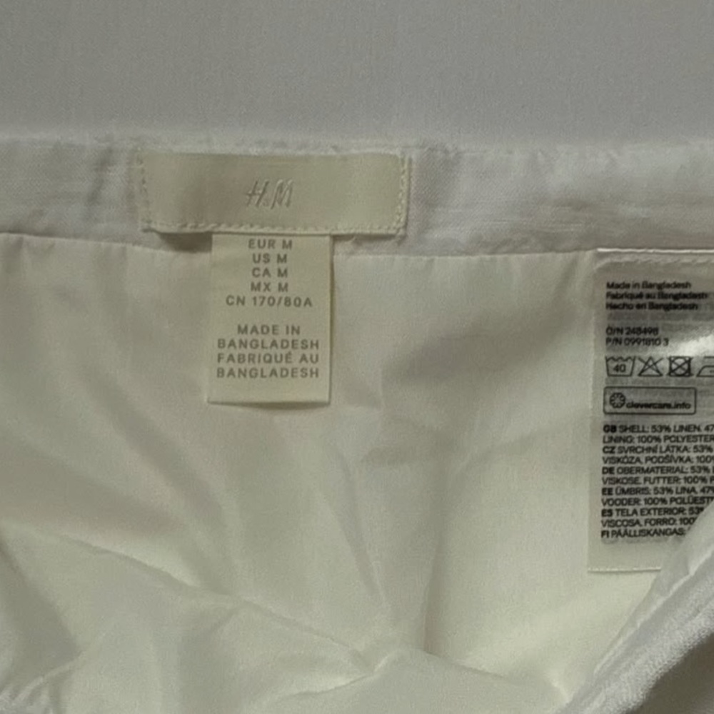 H&M A Line Mini Skirt with Slit - Picture 5 of 6